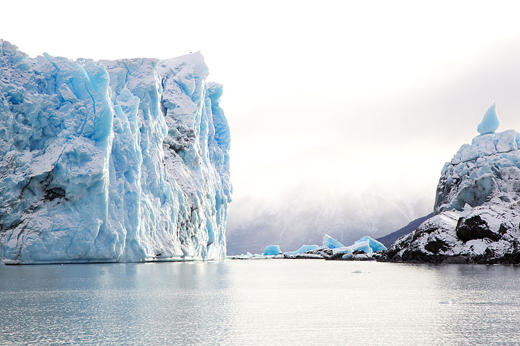 5k-iceberg-ocean-antarctica-wallpaper-preview.jpg